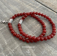 Afbeelding in Gallery-weergave laden, Agaat rode armband met bedel